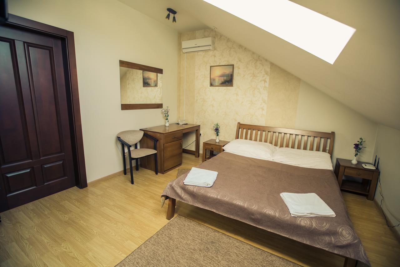Premiere Hotel 胡斯特 外观 照片